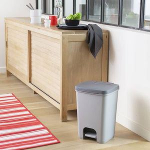 Curver Pedal Bin Essentials 20L Light Grey