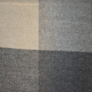 Selin Grey Woolen Throw,130x170 cm